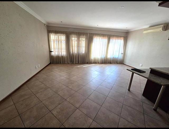 3 BEDROOM HOUSE FOR SALE IN OLYMPUS AH